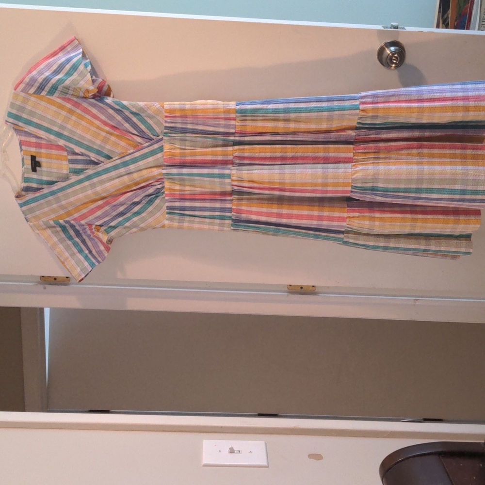 Beautiful dress in excellent condition worn once